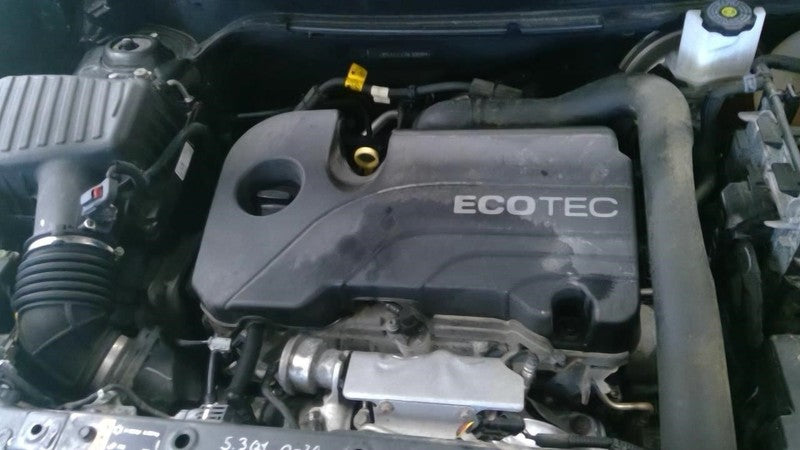 EQUINOX 2021 Engine Cover 1936641