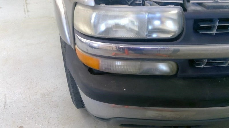 Passenger Corner/Park Light Below Headlamps Fits 00-06 SUBURBAN 1500 1
