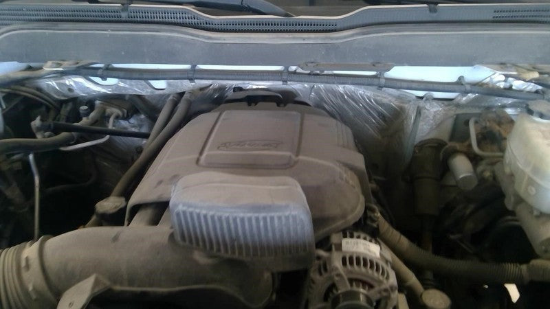 SILVRDO25 2015 Engine Cover 2000370