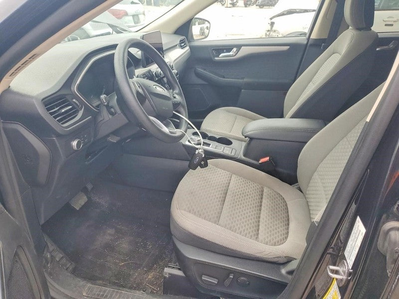 ESCAPE 2020 Front Door Trim Panel 2026258