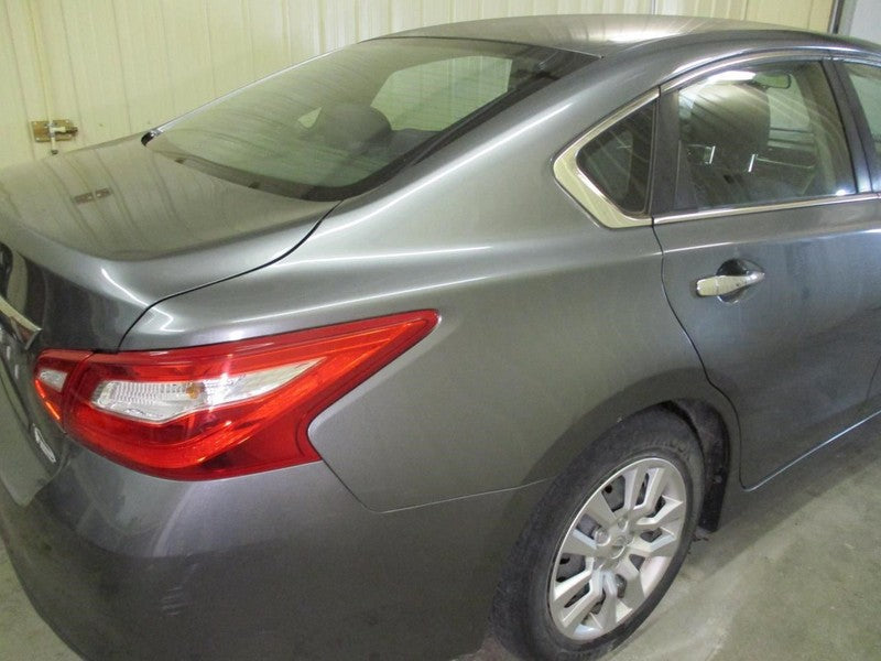 Passenger Tail Light Quarter Panel Mounted Fits 16-17 ALTIMA 2011482