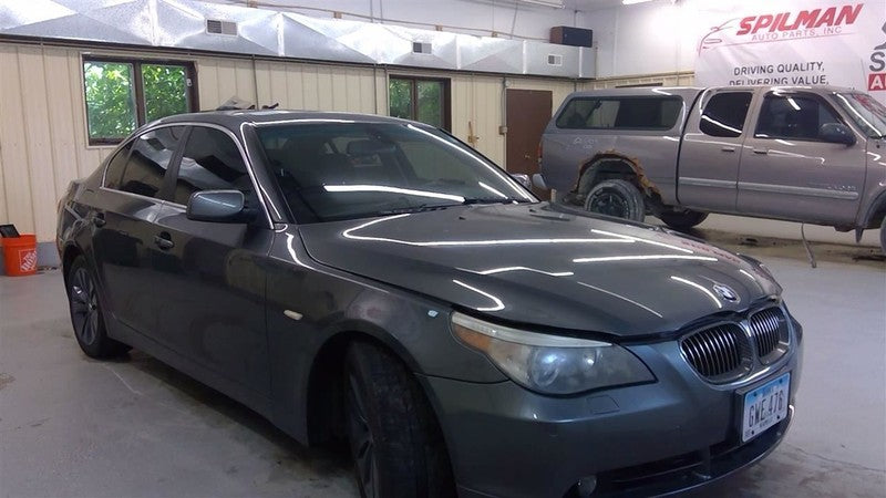 Driver Headlight With Xenon HID Fits 05-07 BMW 525i 1684138