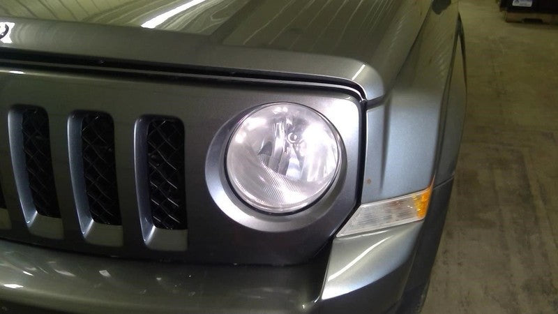 Driver Left Headlight Halogen Fits 07-17 PATRIOT 1941812