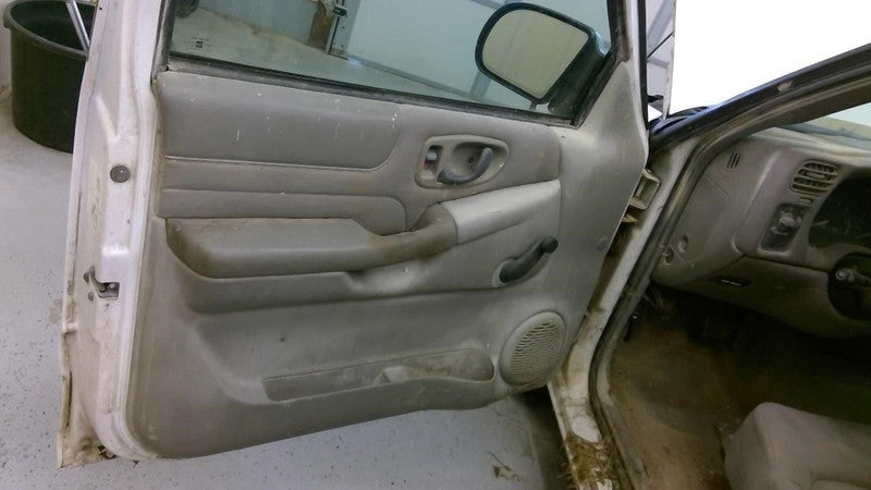 AC Condenser Fits 95-05 BLAZER S10/JIMMY S15 2035828