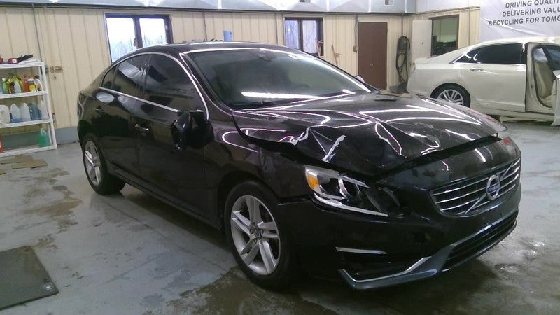 S60       2014 High Mounted Stop Light 1737690