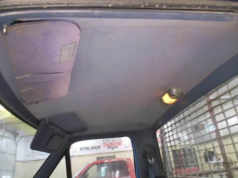 F250      1988 Headliner 2021738