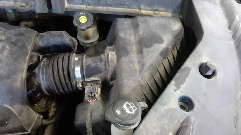 Air Cleaner Fits 09-11 ACADIA 2037087