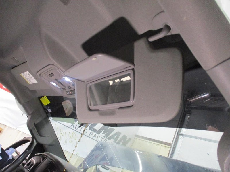 Passenger Sun Visor Fits 19-26 SILVERADO 1500 PICKUP 1682939