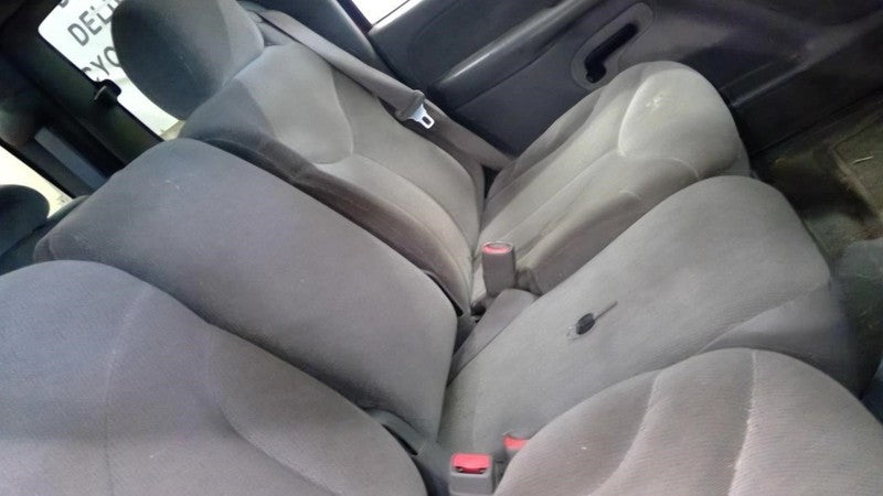 SIERRA150 2000 Front Seat 2022885