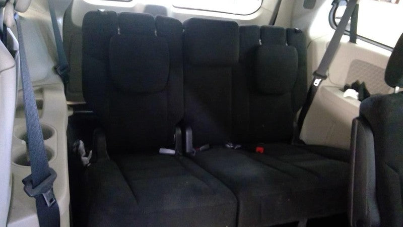 CARAVAN   2015 Third Seat Station Wagon  Van 1848345