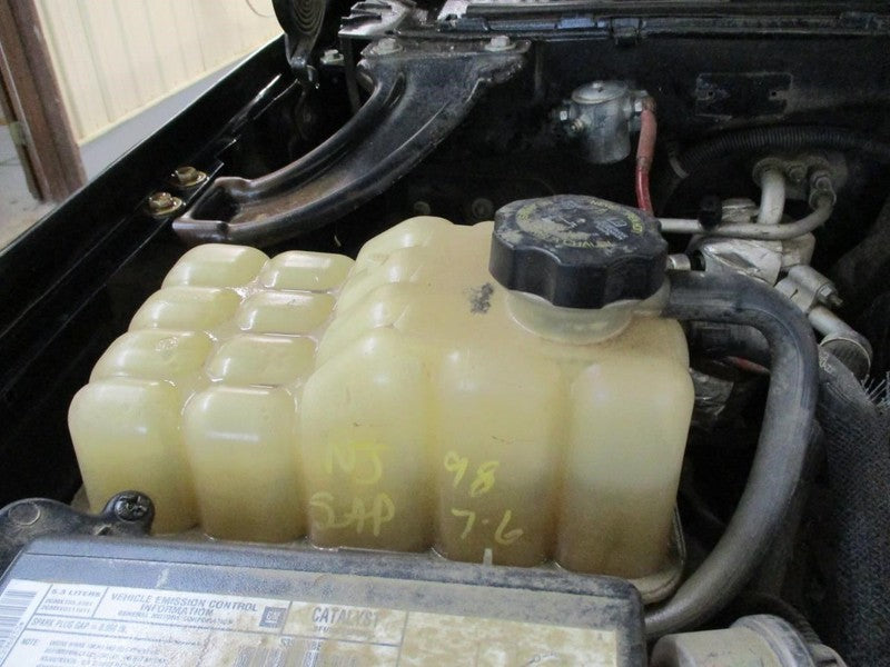 AC Compressor Fits 03-06 EXPRESS 1500 VAN 1894943