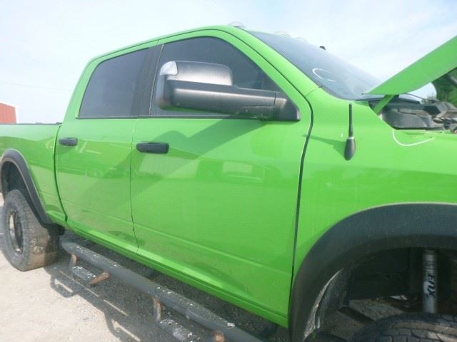 Console Front Floor Bucket Seats Fits 18 DODGE 2500 PICKUP 1511233