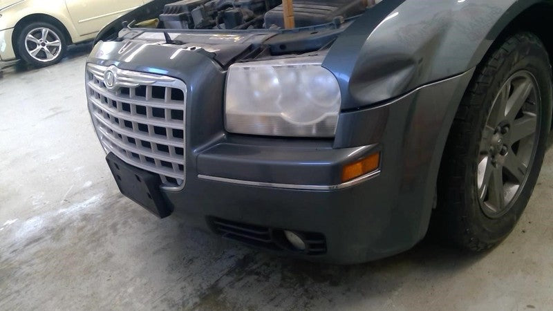 Console Front Floor Fits 06-07 300 1888915