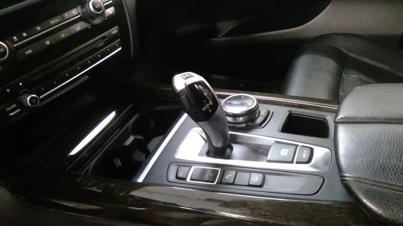 X5        2015 Transmission Shift 1948038