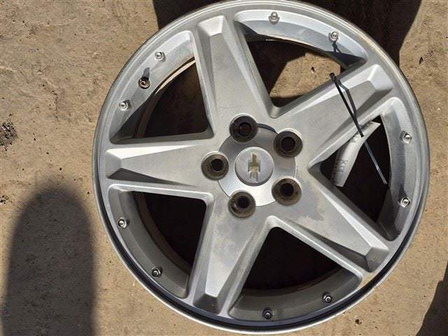 Wheel 17x7 5 Spoke Silver Painted Finish Opt N75 Fits 05-06 EQUINOX 19