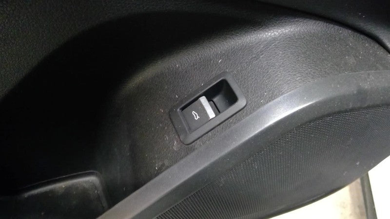 Driver Front Door Switch Driver's Classic Style Fits 18-25 AUDI Q5 192