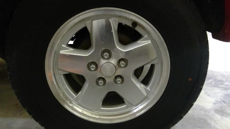 Wheel 16x7 Aluminum 5 Wide Flat Spoke Fits 02-04 LIBERTY 1740899
