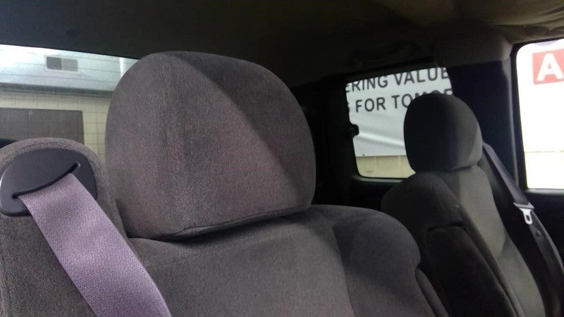 Chevrolet Silverado 1500 2005 Headrest Used 3171