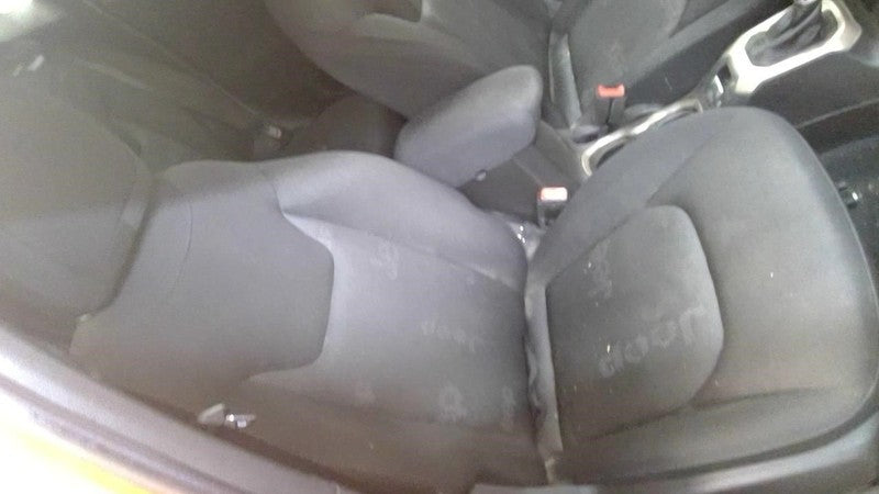 Passenger Front Seat  Bucket Manual Cloth Fits 15-23 RENEGADE 1942484