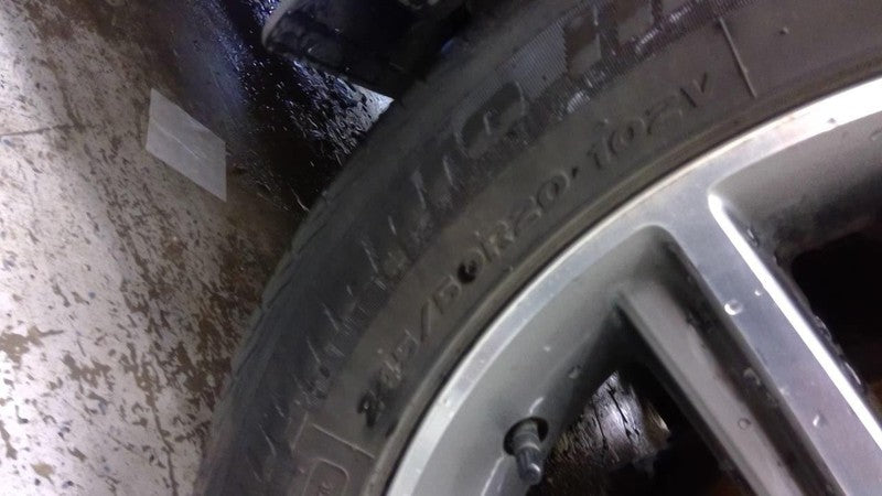 EDGE      2019 Owners Manual 1945177