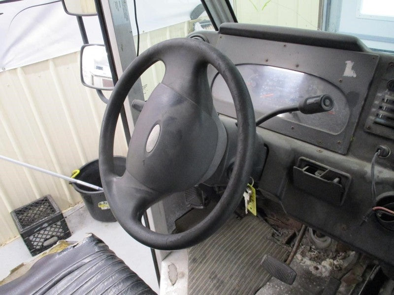 Power Steering Pump Fits 97-06 FORD E150 VAN 1738686