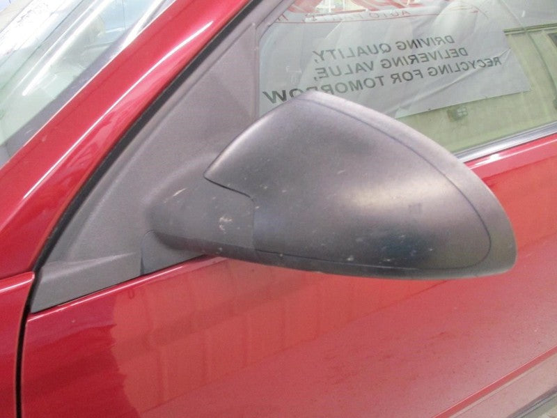 MALIBUNEW 2004 Front Door Trim Panel 2041130