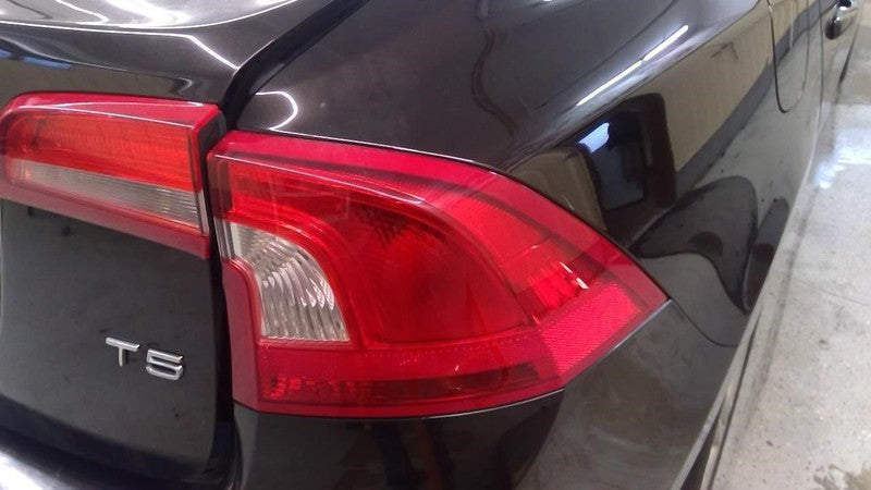 Passenger Tail Light Quarter Panel Mounted VIN Y Fits 14-18 VOLVO S60 