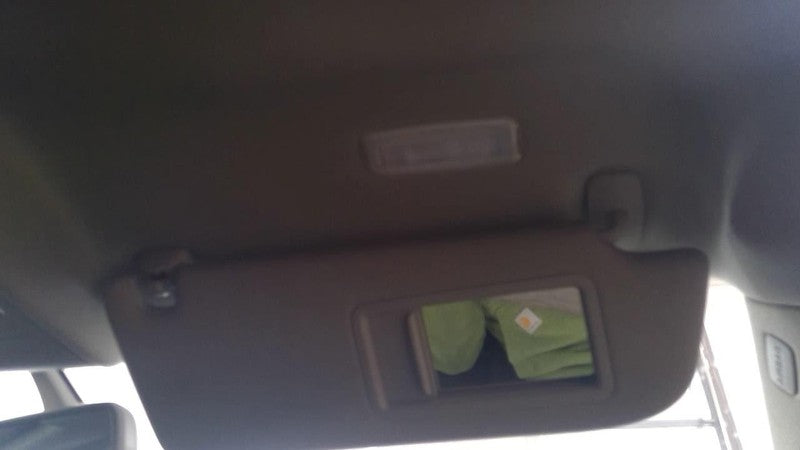 Passenger Right Sun Visor With Illumination Fits 16-18 AUDI A6 1743254