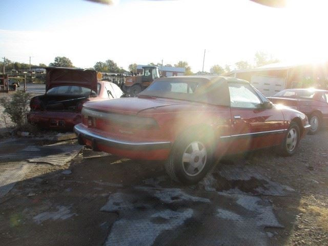 REATTA    1990 Fuse Box Cabin 1612621