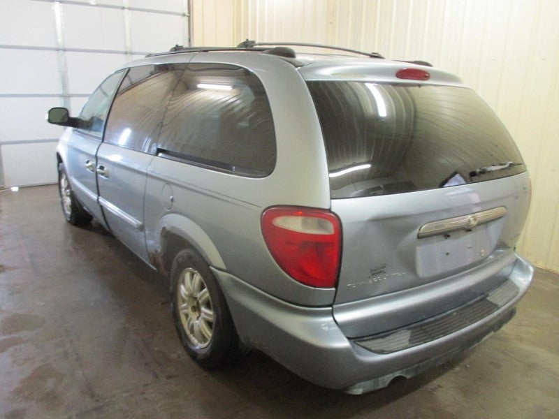 Chrysler Town and Country 2005 Headrest Used 2516