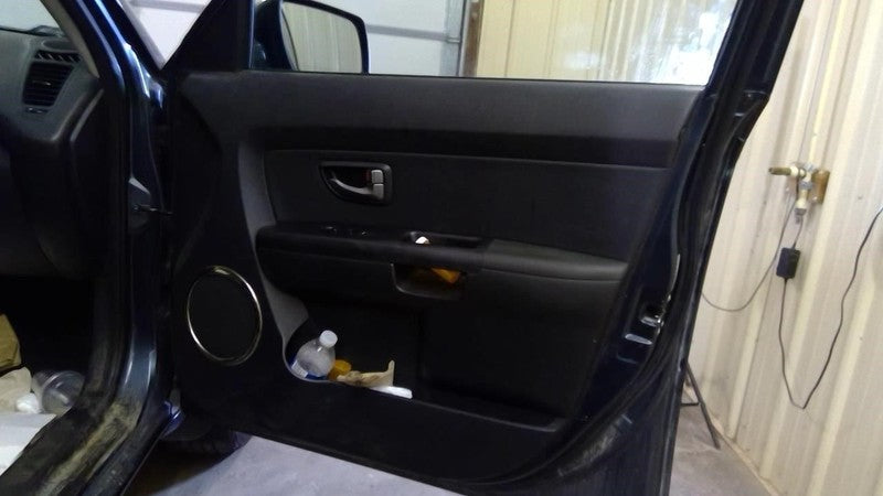SOUL      2011 Front Door Trim Panel 2028536