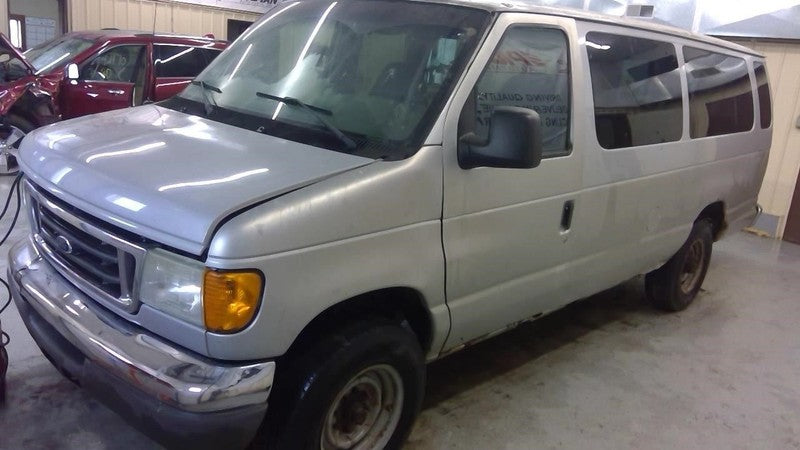 Rear Axle Srw Disc Brakes 9.75" Ring Gear Fits 06-07 FORD E350 VAN 185