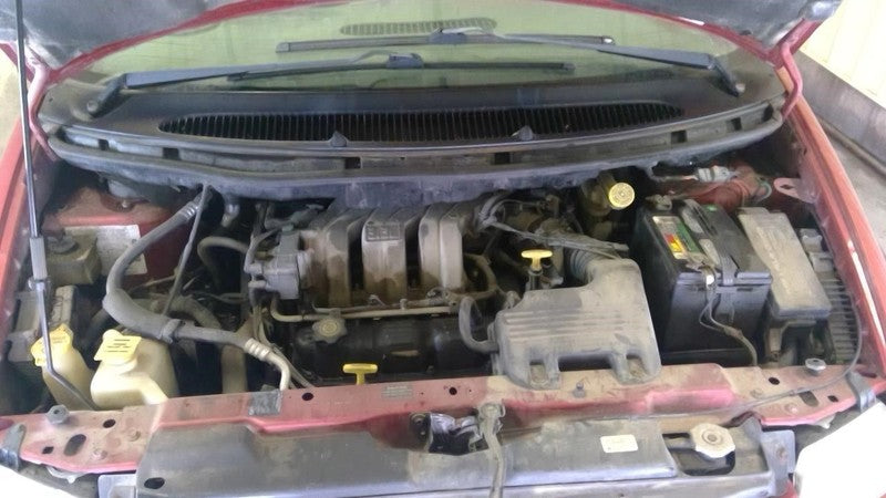 Starter Motor Pin-narrow Type Connector Fits 99-03 CARAVAN 1886870