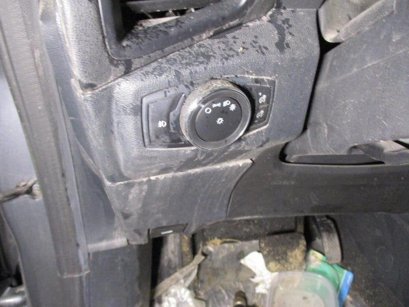 ECOSPORT  2020 Dash/Interior/Seat Switch 1736452