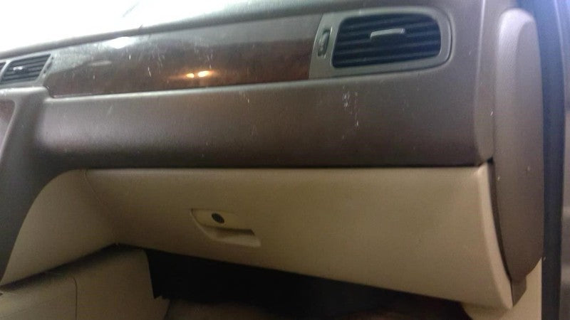 SUBURBN15 2011 Glove Box 1930656