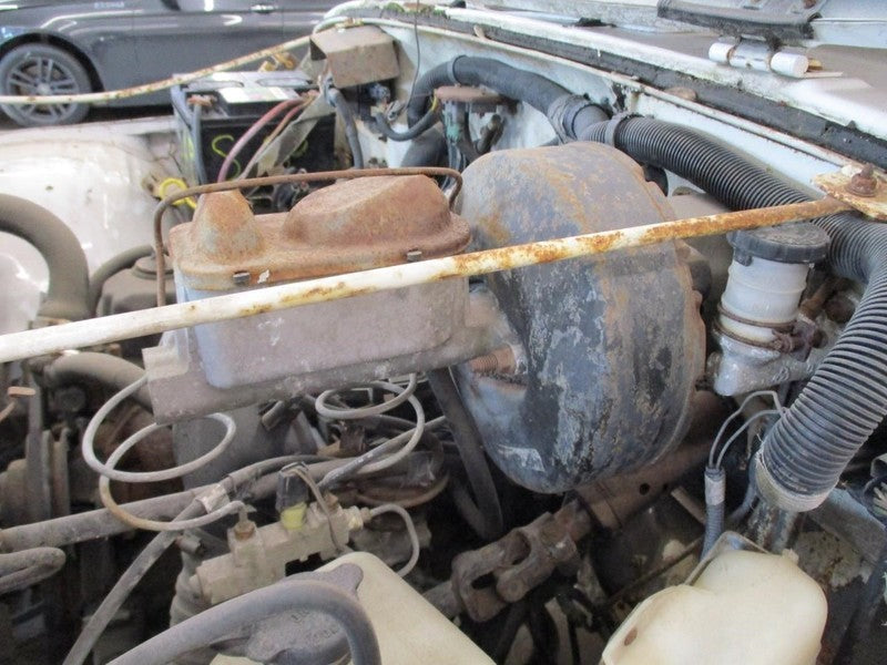 Starter Motor 4-150 Fits 86-93 CHEROKEE 1909836