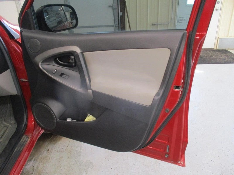RAV 4     2011 Front Door Trim Panel 2051426