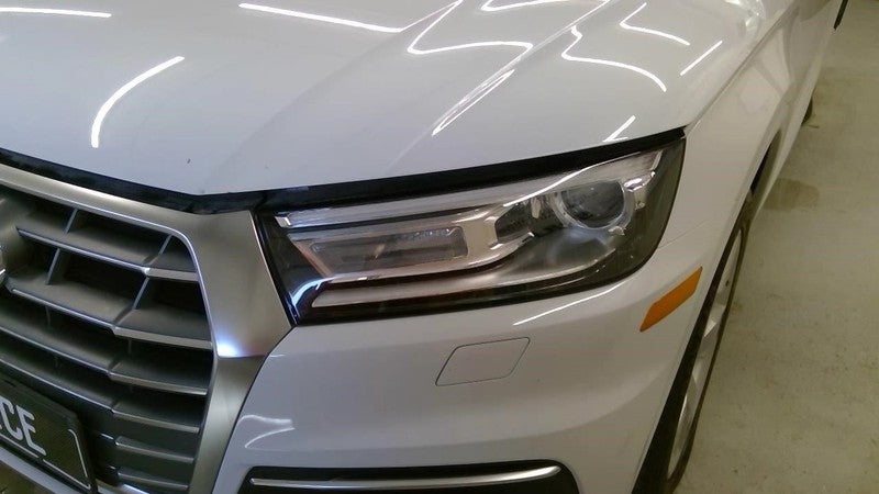 Driver Left Headlight Xenon Fits 18-20 AUDI Q5 1920156