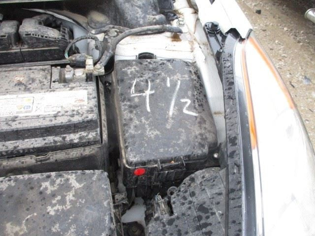 Grille Sedan Center Lower With Chrome Bars Fits 11-13 ELANTRA 1590349