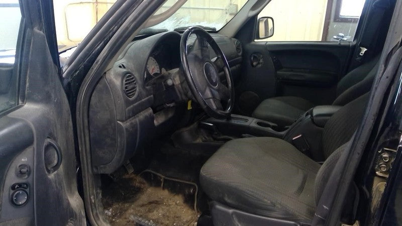 Alternator Denso Manufacturer Fits 01-11 DAKOTA 1737173