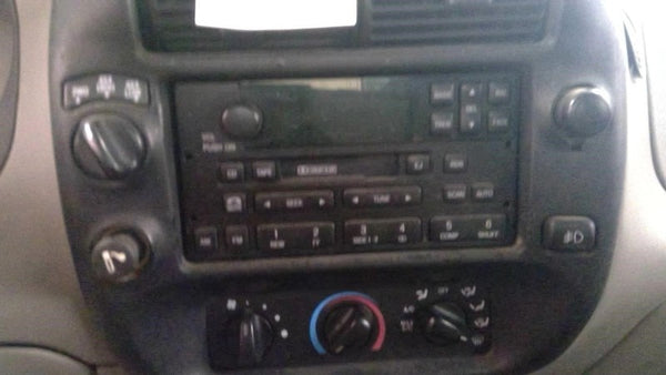 Audio Equipment Radio 4 Door Am-fm-cassette Fits 98-04 EXPLORER 199689