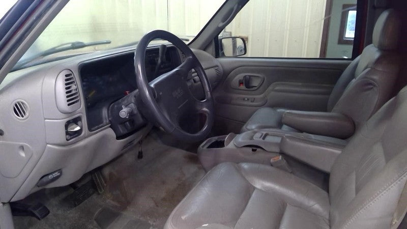 YUKON     1996 Owners Manual 1727391
