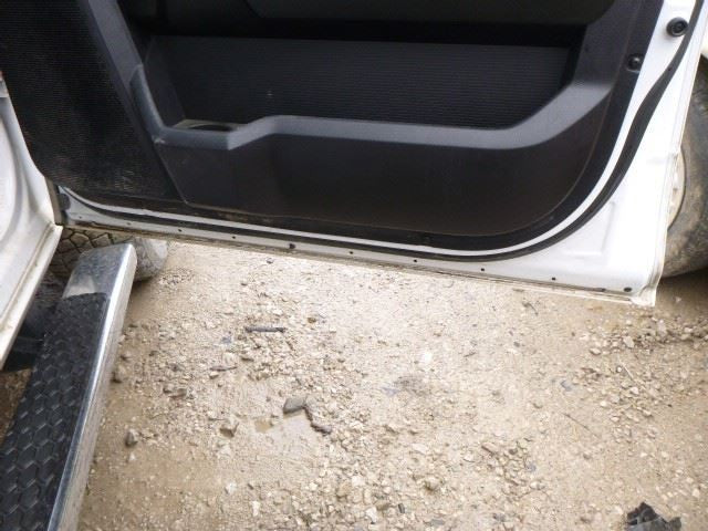 RAM1500   2016 Front Door Trim Panel 1618766