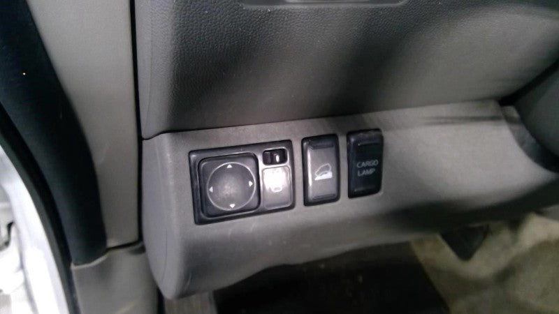 FRONTIER  2015 Dash/Interior/Seat Switch 1722923