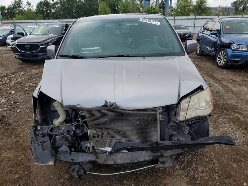 CARAVAN   2018 Front Door Trim Panel 2039899