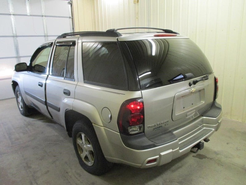 TRAILBLAZ 2005 Glove Box 1912096
