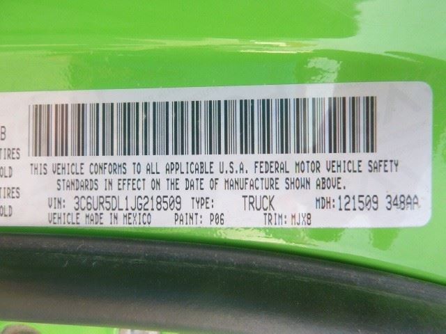 Console Front Floor Bucket Seats Fits 18 DODGE 2500 PICKUP 1511233