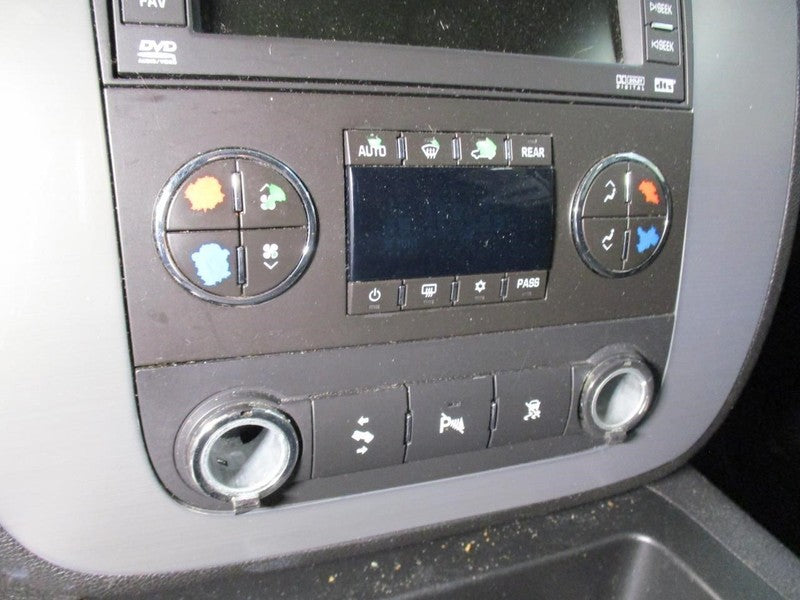 YUKON     2009 Dash/Interior/Seat Switch 1676073