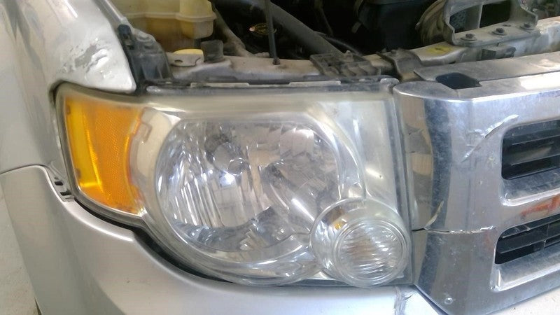 Passenger Right Headlight Clear Background Fits 08-12 ESCAPE 2006264
