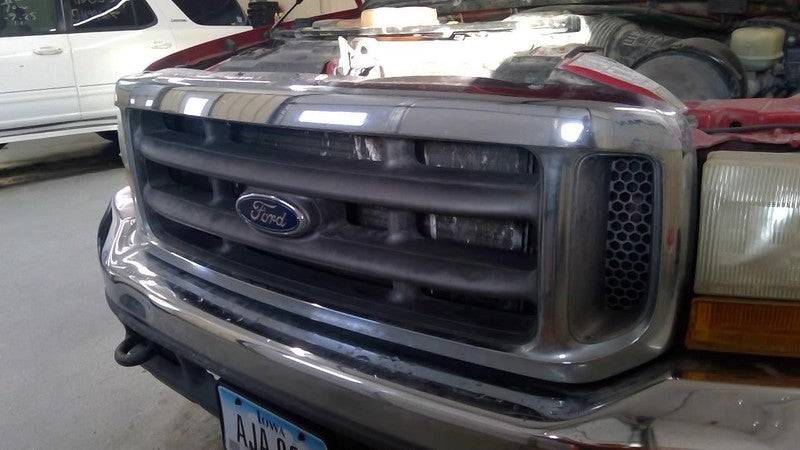 Grille Chrome Surround With Painted Bars Fits 99-04 FORD F250SD PICKUP